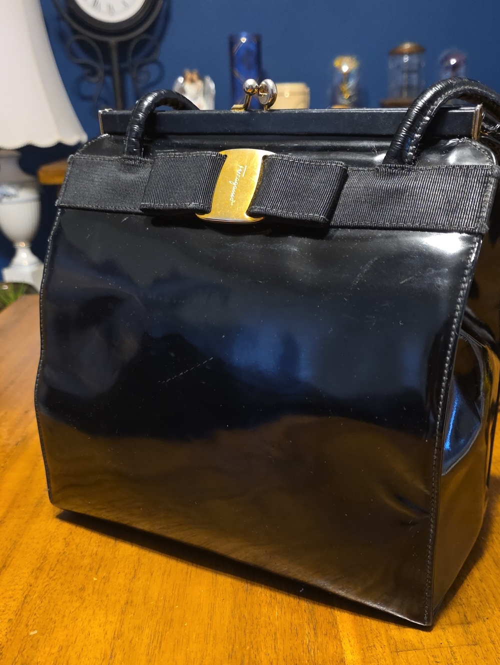 Salvatore Ferragamo Vintage Vara shoulder bag - Picture 16 of 16